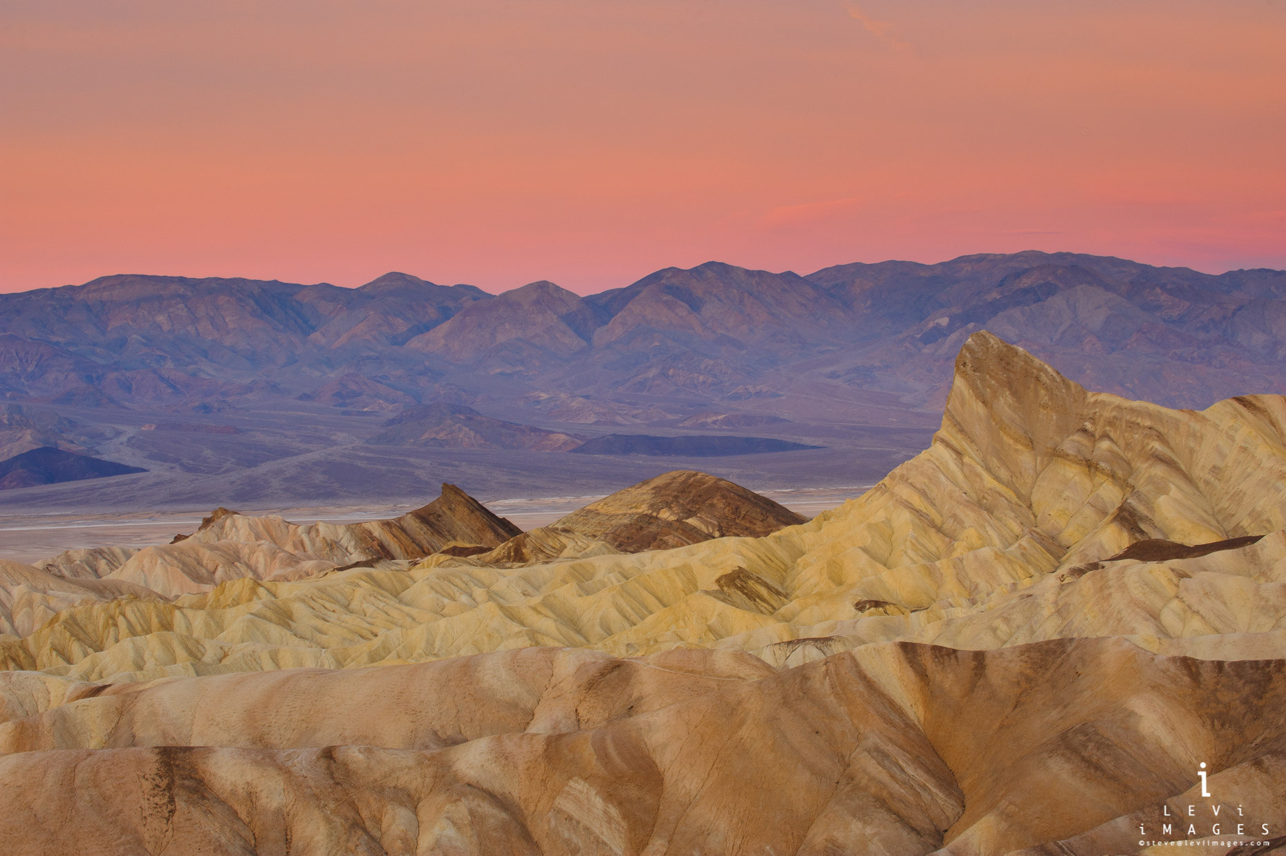 Zabriski Point sunrise. Death Valley NP