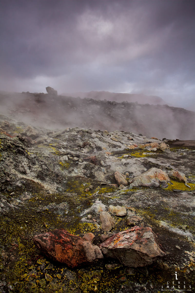 Mt Blahnukur and steam vent. Landmannalaugar, Iceland