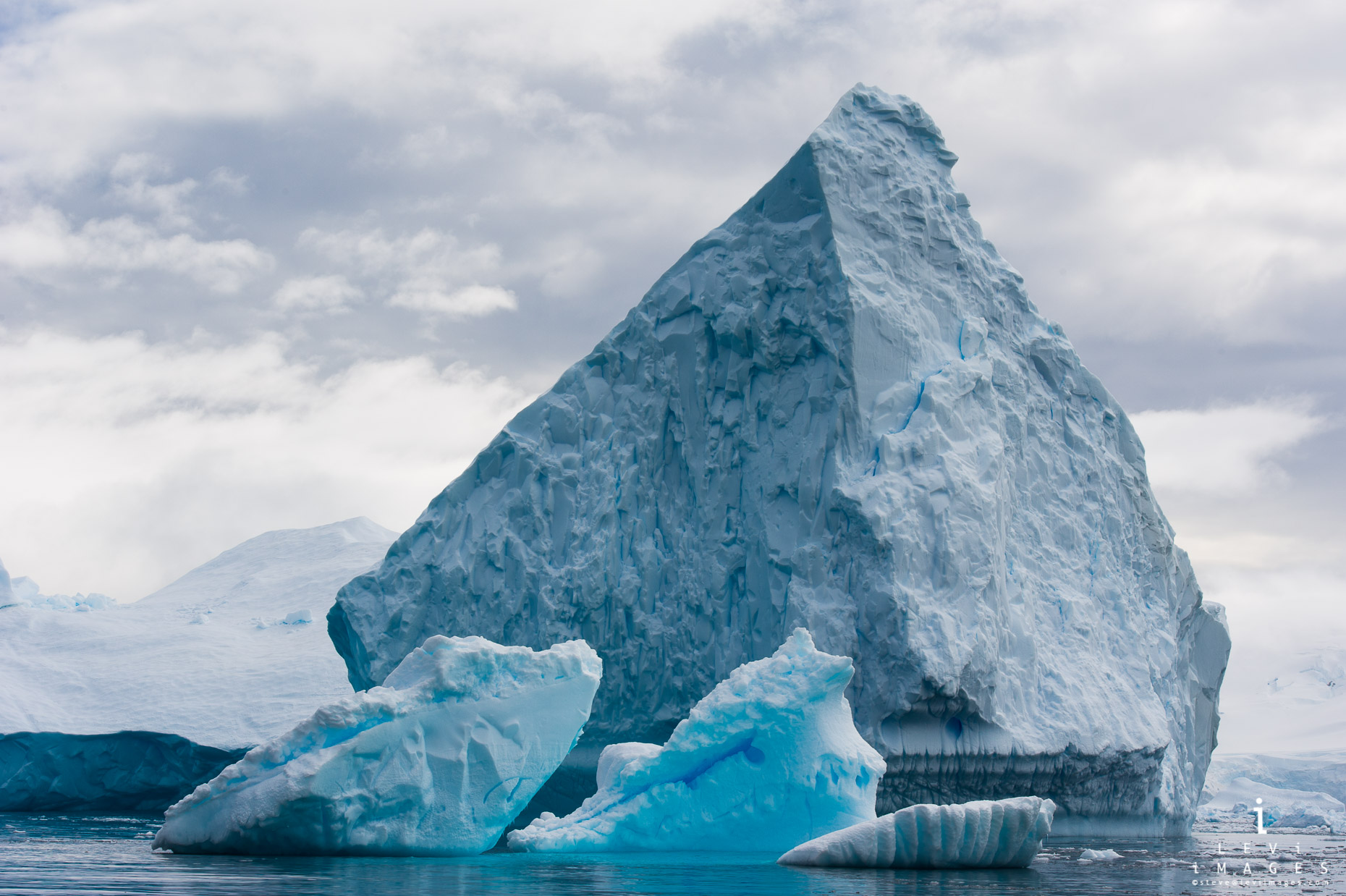 Triangular icebergs, Antarctica